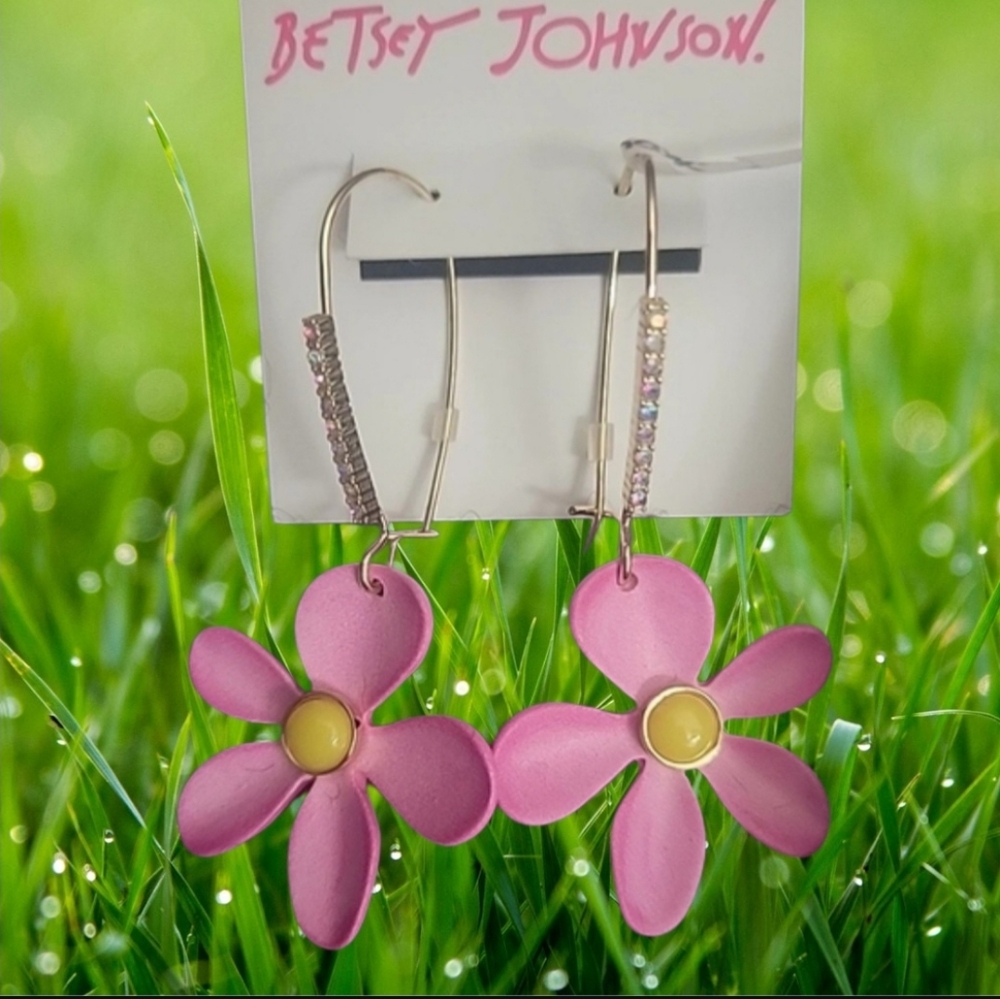 NIB Betsey Johnson Flower‎ Drop Earings Tiny Crystals in Hoops, Pink/Gold/Yellow